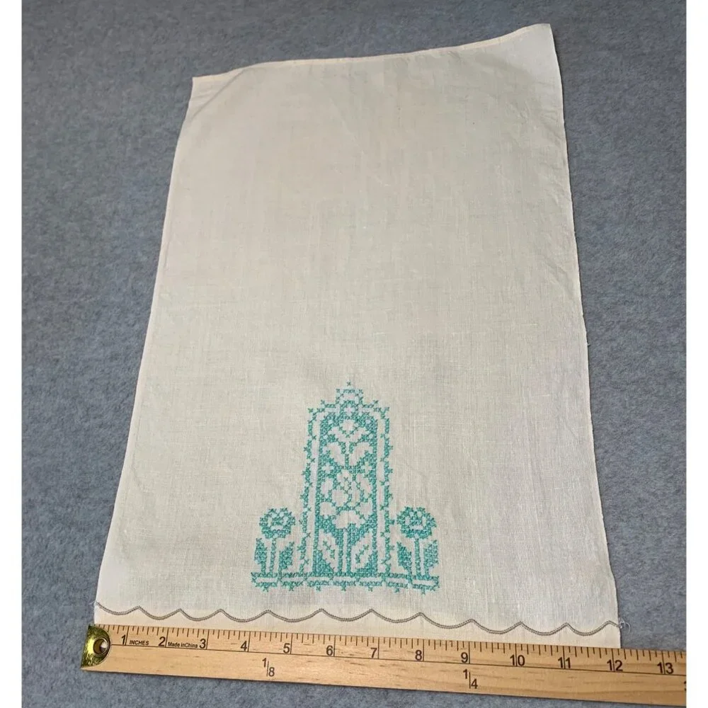 Vintage Cream Linen Finger Towel Blue Cross-Stitch Floral Design Scalloped Edge